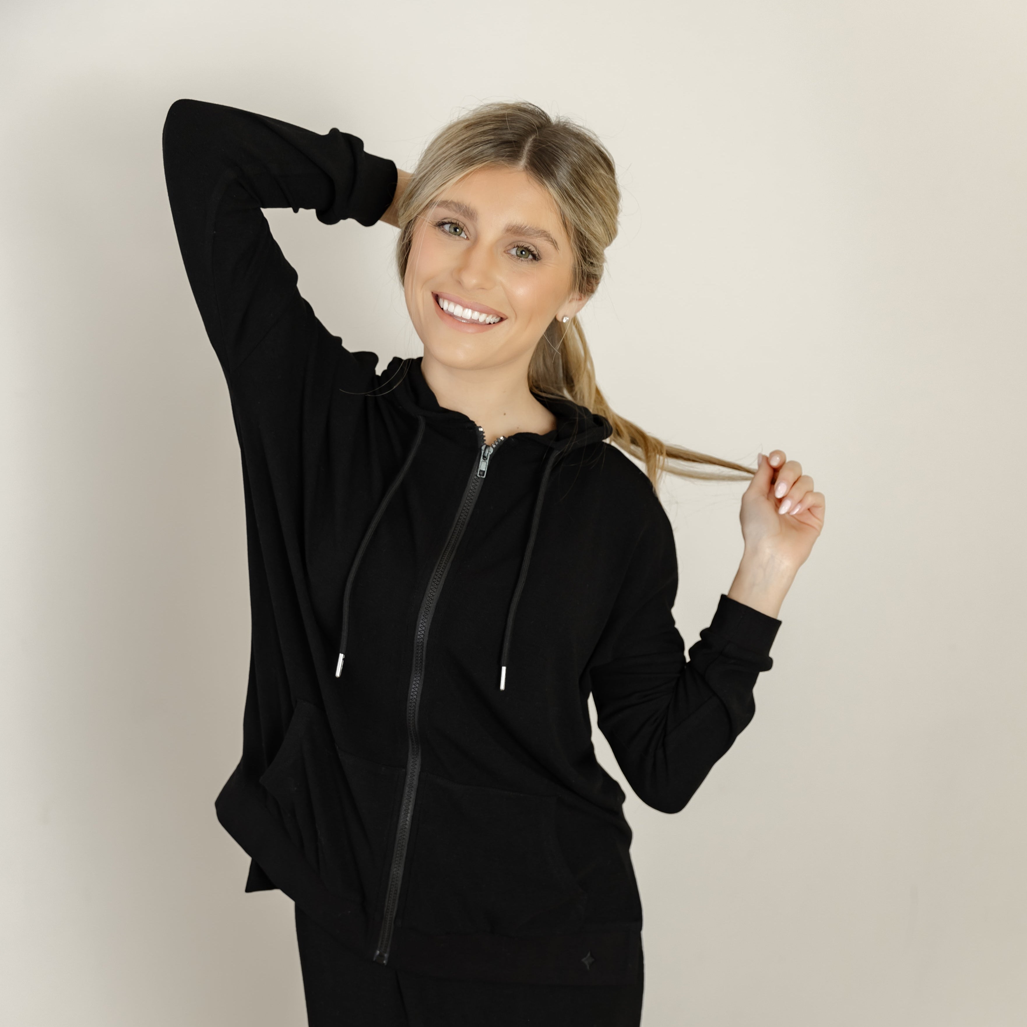 AW25
